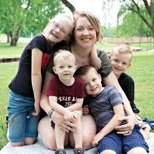 Meet your Posher, Deborah